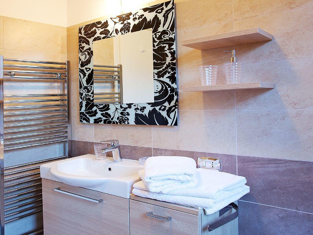 Apartment Bella Vista In Mezzegra With Pool Sleeps 6- By Italian Apartments Exteriör bild
